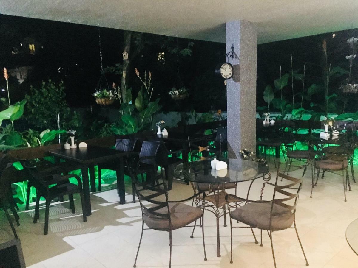 Hotel Gori Kobuleti Eksteriør bilde